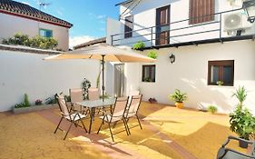 Casa Limon Patio y Parking